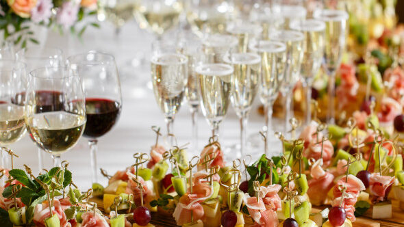 boutique-catering-company-dinner-party