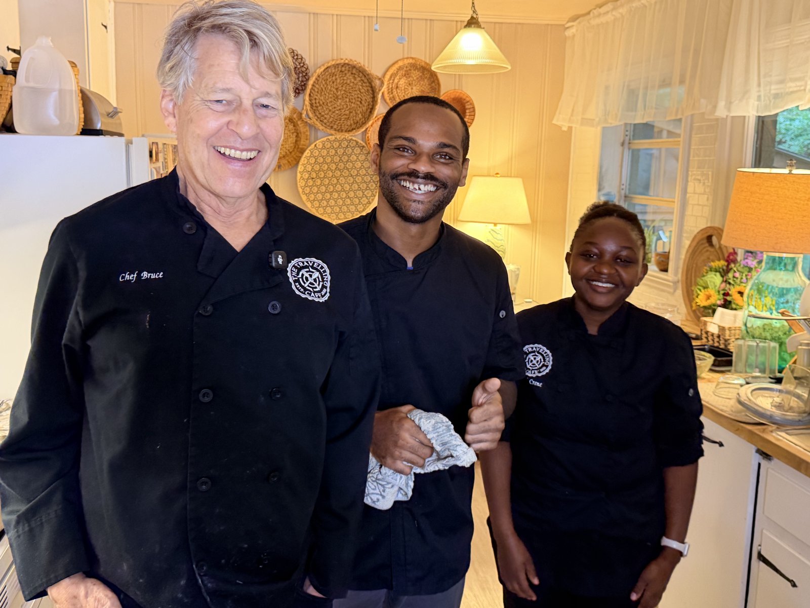 You are currently viewing How Hiring a Personal Chef Works